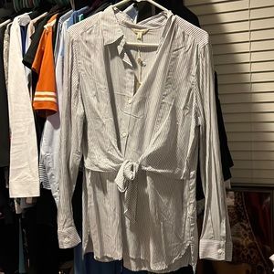 Women’s new w tag, Max Studio button, front blouse, size large